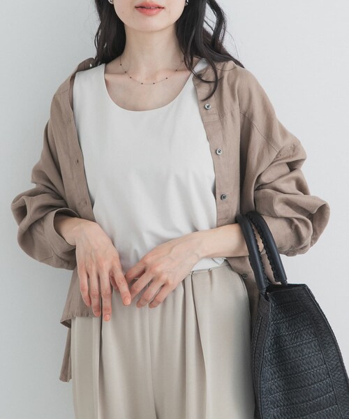 URBAN RESEARCH DOORS(アーバンリサーチドアーズ)の「異素材2WAYタンク(タンクトップ・レディース・BLACK/L.GREIGE・Free)」の9枚目の写真