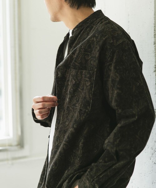URBAN RESEARCH DOORS（アーバンリサーチドアーズ）の「『UR TECH』コーデュロイバンドカラーシャツ（シャツ/ブラウス・メンズ・GREIGE/BLUEGREEN/CHARCOAL/PAISLEY・M/L）」の18枚目の写真