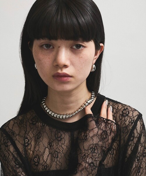ADAM ET ROPE'(アダムエロペ)の「LES BIJOUX スクエアチェーンネックレス(ネックレス・レディース・ゴールド/シルバー・F)」の4枚目の写真