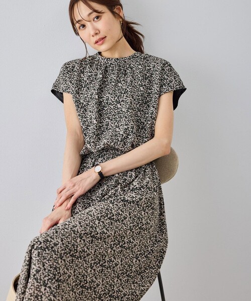 ROPE' PICNIC(ロペピクニック)の「【WEB限定サイズ】小花柄&線画アソートワンピース(ワンピース・レディース・ブラック/キナリ・L/M/MT)」の7枚目の写真