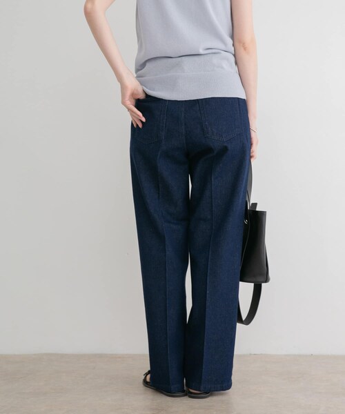 ITEMS URBANRESEARCH(アイテムズ アーバンリサーチ)の「センタープレスデニム(デニムパンツ・レディース・BLU/IDG・Free)」の4枚目の写真