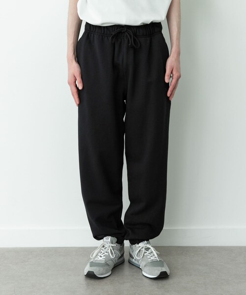 URBAN RESEARCH Sonny Label（アーバンリサーチサニーレーベル）の「NEW BALANCE　スウェットジョガーパンツ（スウェットパンツ・メンズ・アッシュヘザー/ブラック・M/L）」の5枚目の写真
