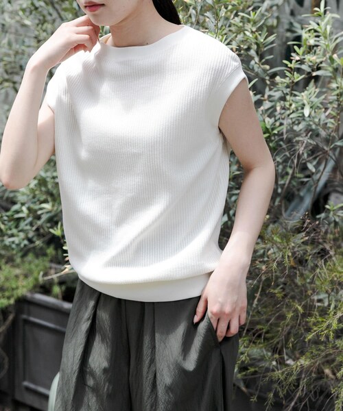 URBAN RESEARCH DOORS（アーバンリサーチドアーズ）の「FORK&SPOON　変形ワッフルノースリーブプルオーバー（Tシャツ/カットソー・レディース・IVORY/GRAY/OFFxNVY/CAMxIVO・1）」の7枚目の写真