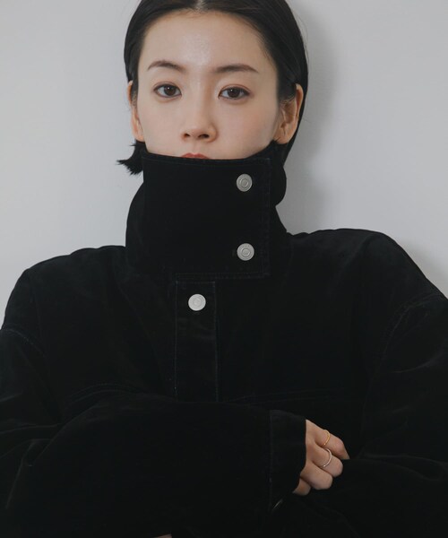 KBF（ケイビーエフ）の「ハイネックデニムブルゾン（ブルゾン・レディース・BLUE/BROWN/BLACK・One）」の21枚目の写真