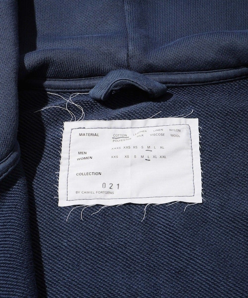 ADAM ET ROPE'(アダムエロペ)の「【CAMIEL FORTGENS/カミエル フォートヘンス】FITTED ZIP HOODIE(パーカー・メンズ・ネイビー・M)」の11枚目の写真