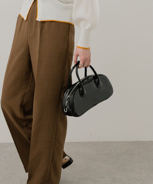 SENSE OF PLACE by URBAN RESEARCH(センスオブプレイスバイアーバンリサーチ)の「ラウンドスクエアボストンバッグ(ボストンバッグ・レディース・IVORY/BLACK/RED・one)」の15枚目の写真