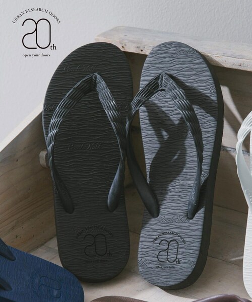 URBAN RESEARCH DOORS（アーバンリサーチドアーズ）の「『別注』BEACH WALK×DOORS　20th ビーチサンダル（サンダル・メンズ・White/Black/Gray/Mint/Brown/Navy Blue・25/26/27/28）」の20枚目の写真