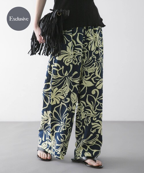 URBAN RESEARCH（アーバンリサーチ）の「『一部別注カラー』LUSANA　CICI PANTS（その他パンツ・レディース・DAUN/P TIE DYE/別注H NAVY・S/M）」の4枚目の写真