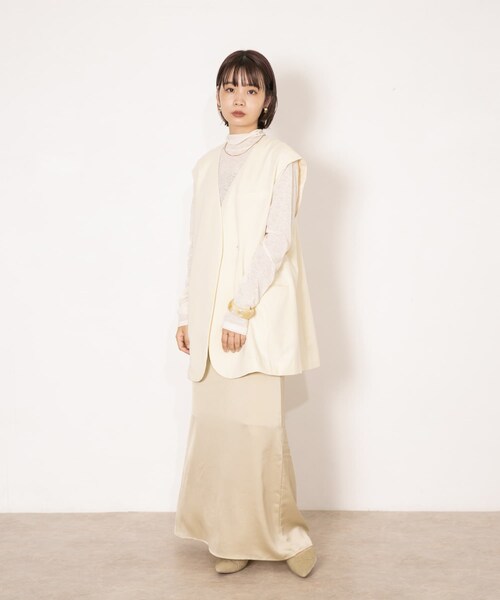 KBF（ケイビーエフ）の「ラウンドノーカラージレ（テーラードジャケット・レディース・YELLOW/IVORY/GREIGE・one）」の8枚目の写真