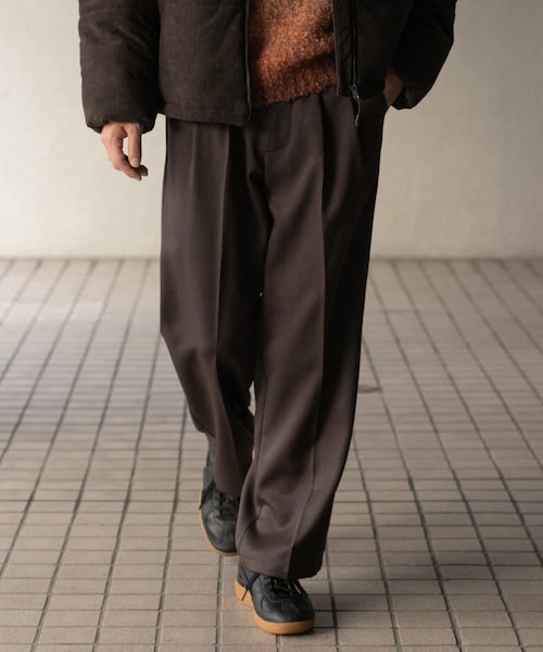 SENSE OF PLACE by URBAN RESEARCH（センスオブプレイスバイアーバンリサーチ）の「『セットアップ対応』ウールライクダブルタックワイドパンツ（その他パンツ・メンズ・BLACK/CHARCOAL/GREIGE/NAVY・S/M/L）」の2枚目の写真