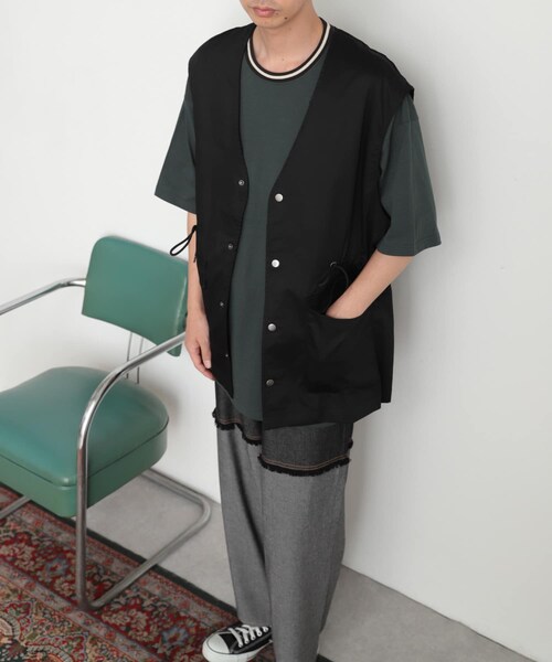 SENSE OF PLACE by URBAN RESEARCH（センスオブプレイスバイアーバンリサーチ）の「『ユニセックス』ハンティングベスト（テーラードジャケット・メンズ・GREIGE/BLACK/KHAKI・M/L）」の8枚目の写真