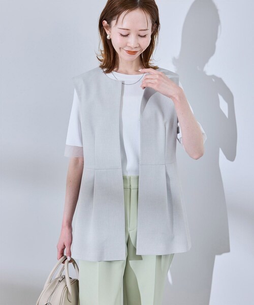 ROPE' PICNIC(ロペピクニック)の「【UV対応】【リネンライク・シリーズ】ペプラムジレベスト/通勤・セットアップ対応(ベスト・レディース・グレー/グレー系/ダークブラウン/ネイビー・38)」の15枚目の写真