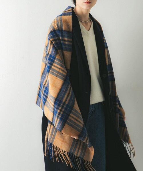 URBAN RESEARCH(アーバンリサーチ)の「ウールカシミヤストール(ストール/ショール・レディース・IVORY/RED/BEIGECHECK/GREENCHECK・-)」の5枚目の写真