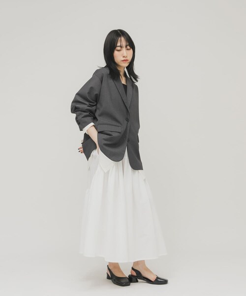 KBF（ケイビーエフ）の「ボリュームミディスカート（スカート・レディース・OFF/D.KHAKI/BLACK・One）」の8枚目の写真