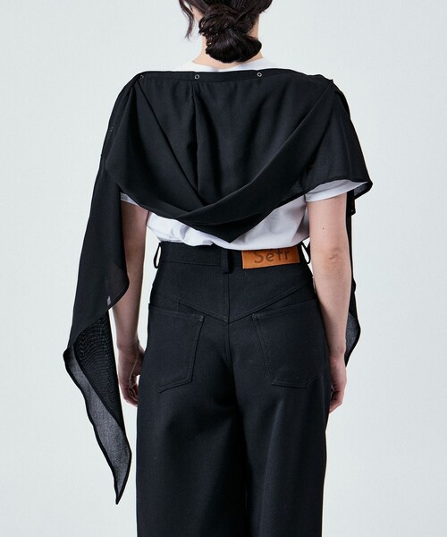 ADAM ET ROPE'（アダムエロペ）の「3WAY LAYERD HOODIE（アンサンブル・レディース・ブラック/ダークブラウン・F）」の7枚目の写真