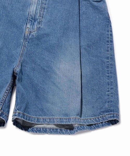 ADAM ET ROPE'(アダムエロペ)の「【URU/ウル】DENIM SHORTS(デニムパンツ・メンズ・ブルー系・1/2)」の8枚目の写真