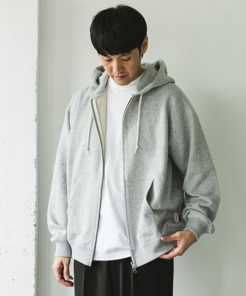 URBAN RESEARCH DOORS（アーバンリサーチドアーズ）の「commpost　反毛裏毛ジップフーディ（パーカー・メンズ・TOP GRAY・M/L/XL）」の5枚目の写真
