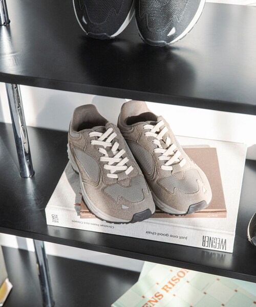 URBAN RESEARCH DOORS(アーバンリサーチドアーズ)の「『別注』MOONSTAR×DOORS STUDEN(スニーカー・レディース・URD BLACK/URD TAUPE・23/23.5/24/24.5/25)」の17枚目の写真