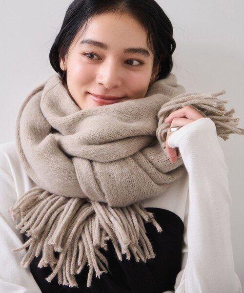 VIS（ビス）の「ミンクタッチもちもちストール（ストール/ショール・レディース・チャコール/キナリ/ベージュ系/レッド・F）」の3枚目の写真