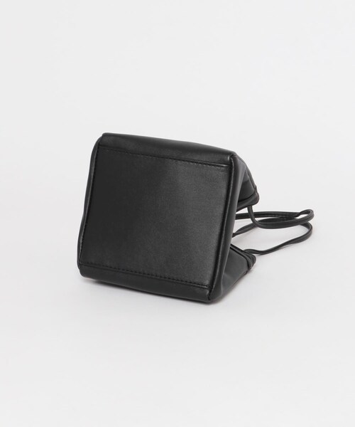 SMELLY（スメリー）の「スクエアミニバッグ（ハンドバッグ・レディース・BLK/IVO・-）」の21枚目の写真