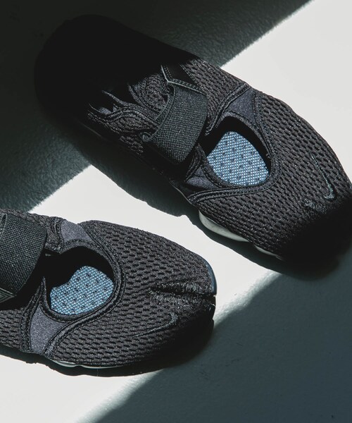 URBAN RESEARCH DOORS(アーバンリサーチドアーズ)の「NIKE エア リフト BR(スニーカー・メンズ・BLK/WHT・26/27/28/29)」の5枚目の写真