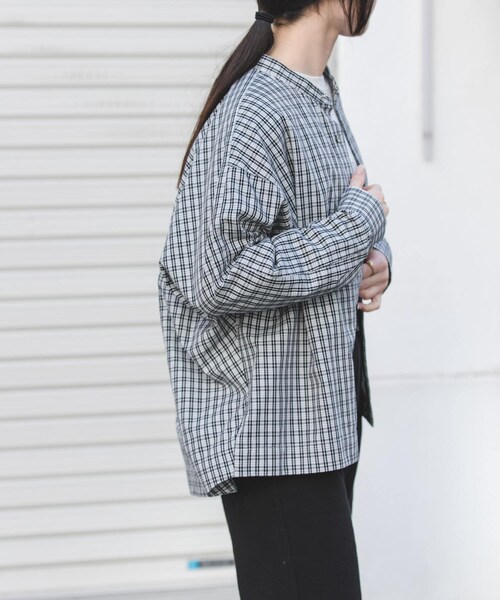 URBAN RESEARCH DOORS(アーバンリサーチドアーズ)の「FORK&SPOON ギボシコクーンロングスリーブシャツ(シャツ/ブラウス・レディース・OFF/BLACK CHK/BLUE ST・1)」の16枚目の写真