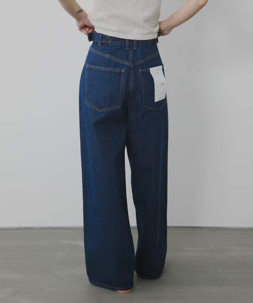 KBF(ケイビーエフ)の「『3サイズ展開』タックボタンアップデニム(デニムパンツ・レディース・L.BLUE/BLUE・34/36/38)」の20枚目の写真
