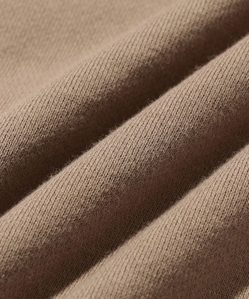 ADAM ET ROPE'(アダムエロペ)の「【MIDTHINGS/ミッドシングス】ELBOW PATCH SWEAT SHIRTS(スウェット・メンズ・キャメル/ベージュ・2/3)」の17枚目の写真