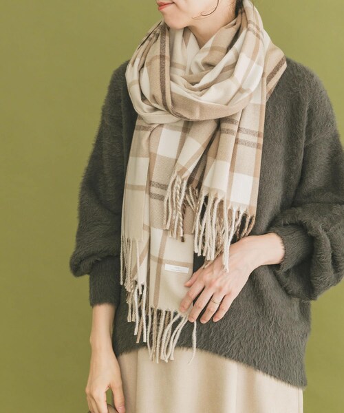 ITEMS URBANRESEARCH(アイテムズ アーバンリサーチ)の「チェックストール(マフラー・レディース・IVO/MOC/L.BLU/NVY・-)」の9枚目の写真