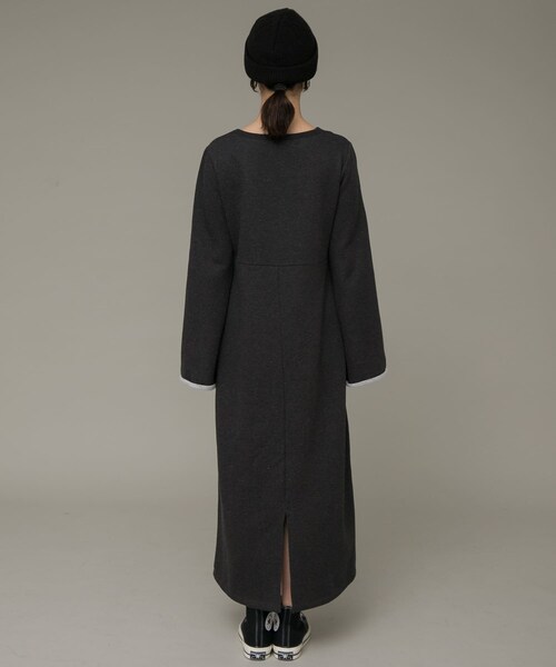 URBAN RESEARCH Sonny Label（アーバンリサーチサニーレーベル）の「リラクシースウェットドレスワンピース（ワンピース・レディース・チャコール/グレー/ブラウン・FREE）」の5枚目の写真