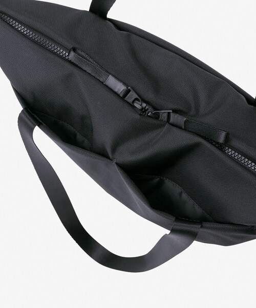 URBAN RESEARCH(アーバンリサーチ)の「THE NORTH FACE PYRENEES TOTE(トートバッグ・メンズ・K/SO/SL・Free)」の9枚目の写真