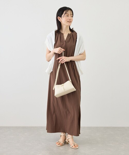 ROPE' PICNIC(ロペピクニック)の「リラックスワンピース(ワンピース・レディース・ブラック/ダークブラウン/ブルー/ワイン・F)」の13枚目の写真