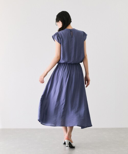 Jayro（ジャイロ）の「レーヨンナイロンオーガン袖フリルワンピース（ワンピース・レディース・ブラック/オフホワイト/ブルー/ピンク・M）」の17枚目の写真