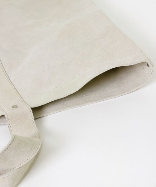 URBAN RESEARCH（アーバンリサーチ）の「SEVEN BY SEVEN　LEATHER TOTE BAG（トートバッグ・メンズ・020 GRY/010 BLK/030 WHT・FREE）」の6枚目の写真