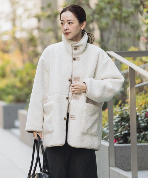 URBAN RESEARCH(アーバンリサーチ)の「ECOPELフェイクムートンリバーシブルコート(ムートンコート・レディース・IVO×CML/BRN×BRN/OFF×GREGE・Free)」の5枚目の写真