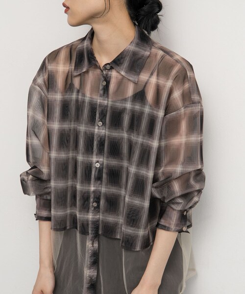 KBF（ケイビーエフ）の「チュールレイヤードシャツ（シャツ/ブラウス・レディース・GRYck×GRY/PINK×GRAY/BRN×BLUE/BRNck×BEG・one）」の6枚目の写真