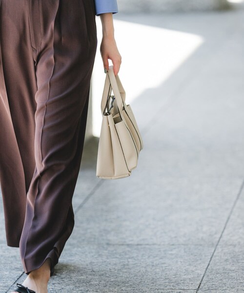 RODE SKO（ロデスコ）の「プチダブルポケットトートバッグ（トートバッグ・レディース・BEIGE/BLACK/MILK/GRAY/MINT/APRICOT/DARK BROWN・one）」の14枚目の写真