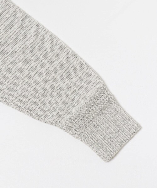 EKAL（エカル）の「Vネックバルキーボーダーニット（ニット/セーター・レディース・オフ/グレー/ブラック・One）」の13枚目の写真