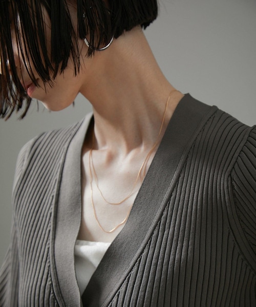 ADAM ET ROPE'(アダムエロペ)の「【GIGI(ジジ)】Gold line necklace1200mm(ネックレス・レディース・ゴールド・F)」の3枚目の写真