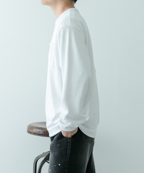 ITEMS URBANRESEARCH（アイテムズ アーバンリサーチ）の「『速乾/イージーケア/UVカット』高機能ポンチロングスリーブカットソー（Tシャツ/カットソー・メンズ・WHT/BEG/BLK・M/L）」の8枚目の写真