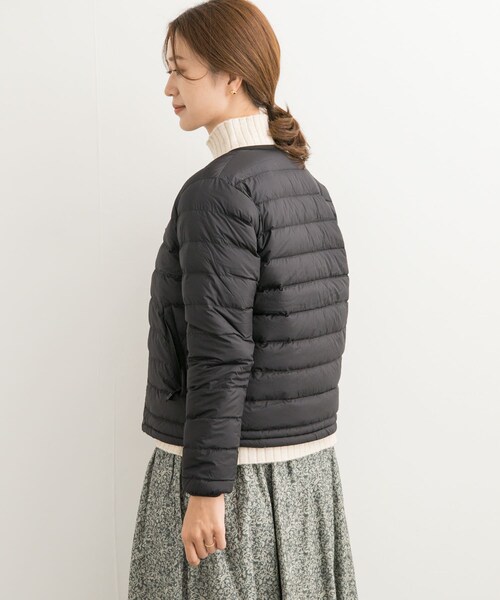 URBAN RESEARCH DOORS（アーバンリサーチドアーズ）の「DANTON　INNERDOWN CREWNECK JACKET（その他アウター・レディース・BLACK/OYSTER WH/NAVY・S）」の14枚目の写真