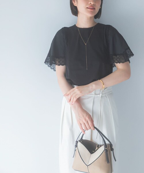 URBAN RESEARCH ROSSO（アーバンリサーチロッソ）の「MARILYN MOON　LACED  SLEEVE CUTSEW（Tシャツ/カットソー・レディース・OWHITE/BLACK・Free）」の3枚目の写真
