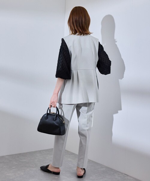 ROPE' PICNIC(ロペピクニック)の「【UV対応】【リネンライク・シリーズ】ペプラムジレベスト/通勤・セットアップ対応(ベスト・レディース・グレー/グレー系/ダークブラウン/ネイビー・38)」の19枚目の写真