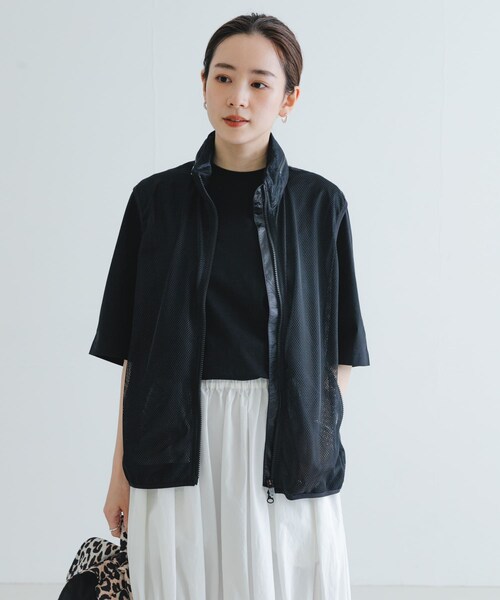 URBAN RESEARCH(アーバンリサーチ)の「MARMOT CAPITAL PERTEX FLONT MESH VEST(テーラードジャケット・レディース・BLACK/ROYAL BLUE・S)」の8枚目の写真