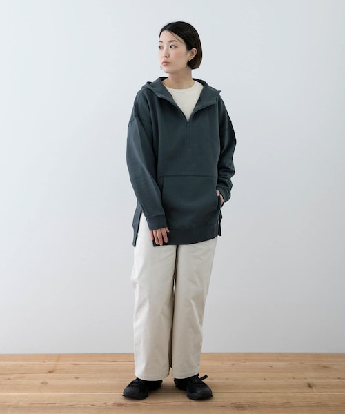 EKAL（エカル）の「EKAL　コハニングライトウエイトフーディー（パーカー・レディース・グレージュ/サーモン/チャコール・one）」の9枚目の写真