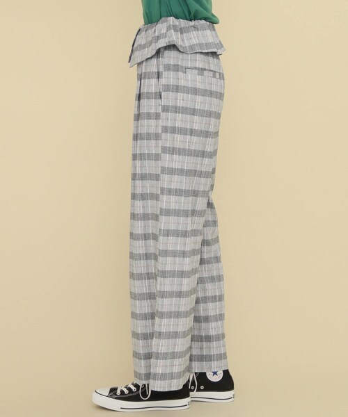 KBF（ケイビーエフ）の「ラップウエストイージーチェックパンツ∴（チノパンツ・レディース・GRAY/BLACK・one）」の7枚目の写真