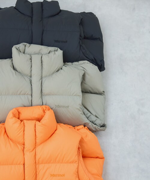 URBAN RESEARCH DOORS（アーバンリサーチドアーズ）の「『別注』Marmot×DOORS　DOWN VEST（その他アウター・レディース・BLACK/SAGE/ORANGE・One）」の18枚目の写真