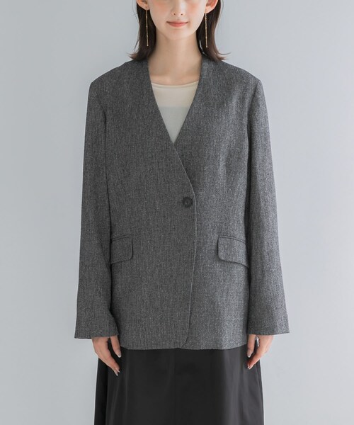 URBAN RESEARCH ROSSO（アーバンリサーチロッソ）の「シルクネップVネックジャケット（ノーカラージャケット・レディース・BLACK/BROWN・36/38）」の12枚目の写真