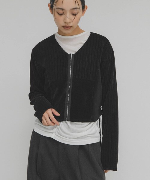 KBF（ケイビーエフ）の「モールジャガードカーディガン（カーディガン/ボレロ・レディース・BEIGE/BROWN/BLACK・One）」の5枚目の写真