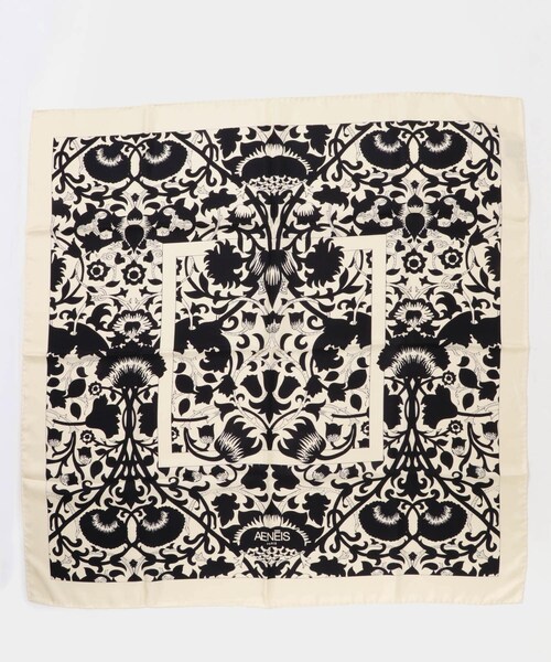 かぐれ（カグレ）の「AENEIS　MUR FLORAL SILK SCARF（バンダナ/スカーフ・レディース・BLACK・-）」の7枚目の写真